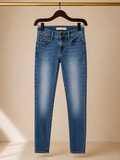 Levi's 710 Super Skinny Mid-Rise Jeans - Medium Wash Indigo- (24)