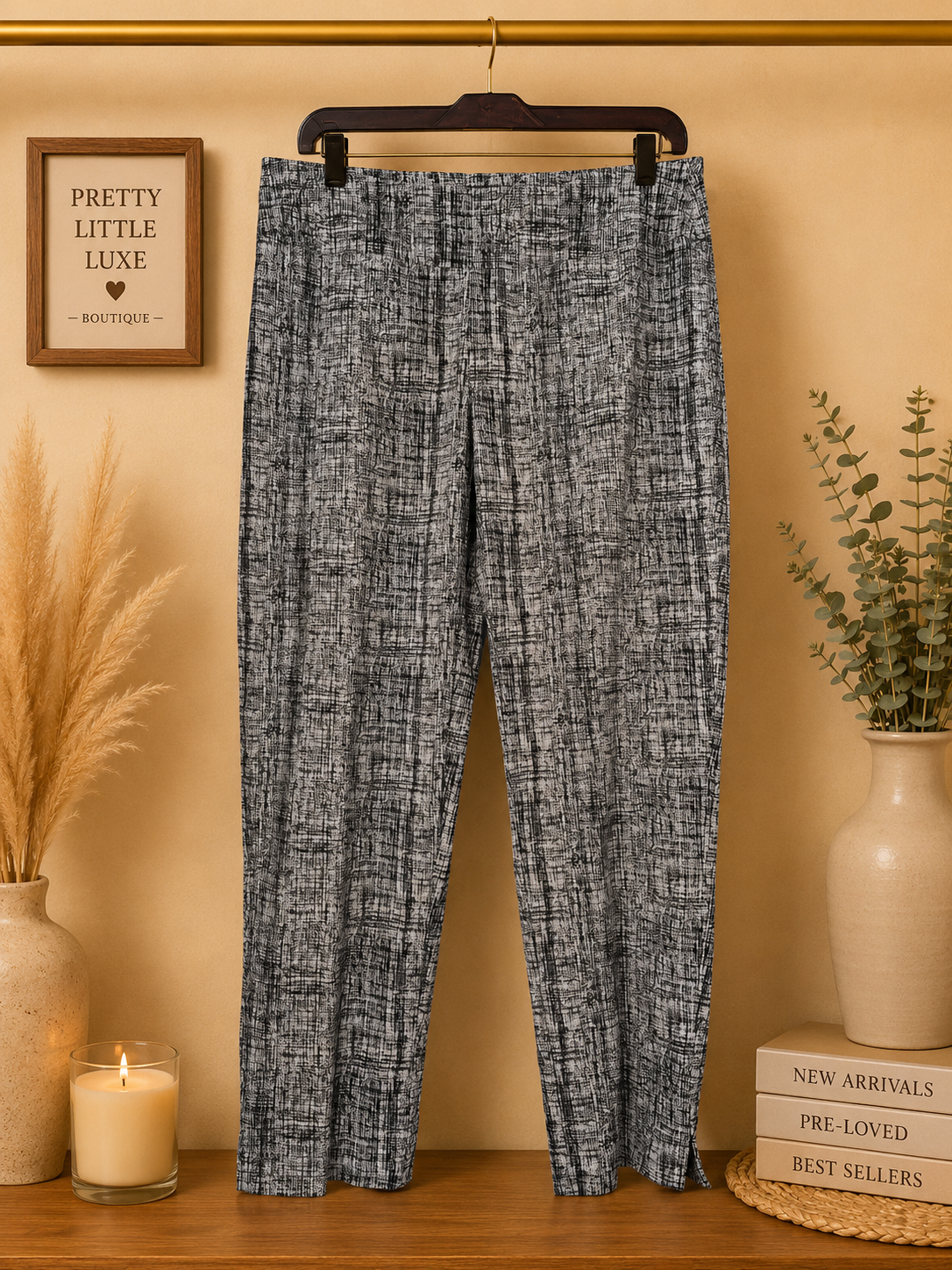 Ava & Grace Abstract Grid Print Pull-On Ankle Trousers - Black & White (10)